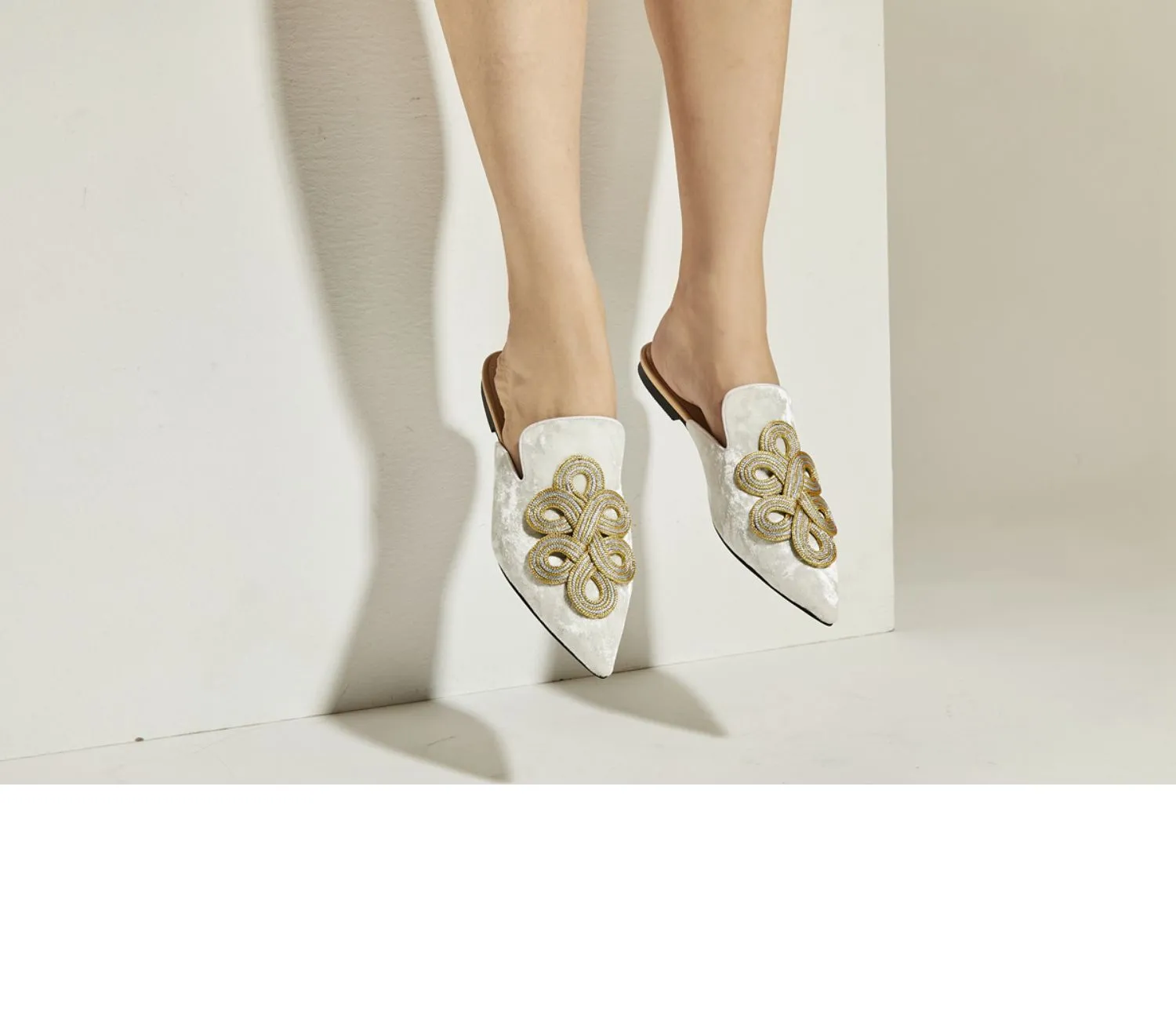 B-FEI white woven handmade embrioidered mule shoes - Ino