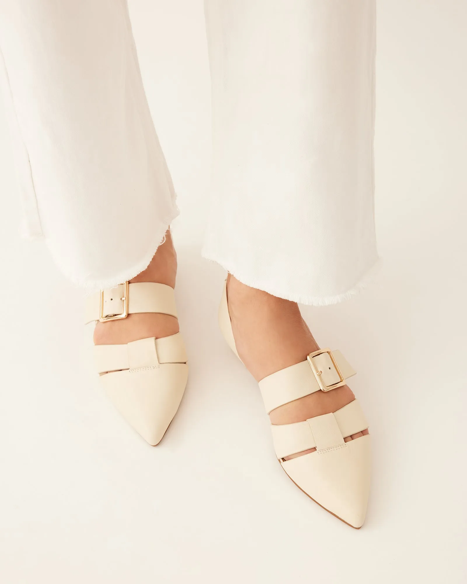 CARLA DRESS FLATS OFF WHITE LEATHER